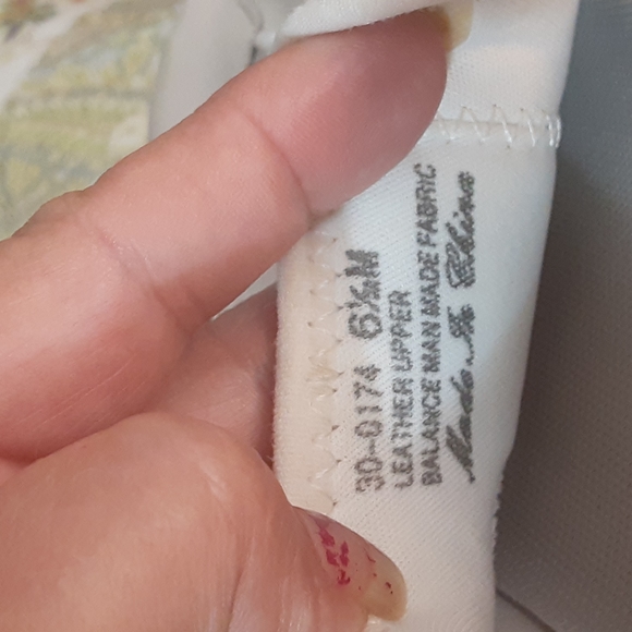 Easy Street Sport Slip Ons 61/2 M - Picture 3 of 3